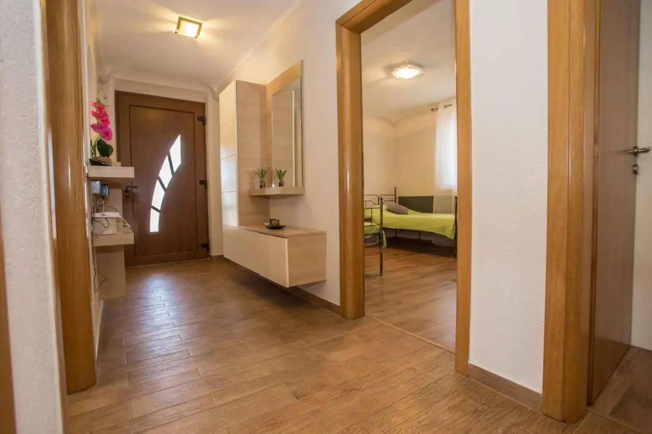 Apartment Nova Vas/Porec 1